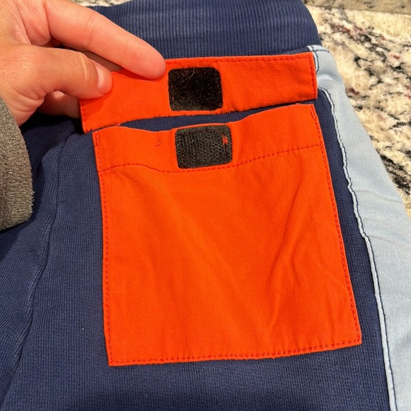 Hanna Andersson Joggers, Size 5, Great Condition, Navy with Color Block on Side - Picture 8 of 9